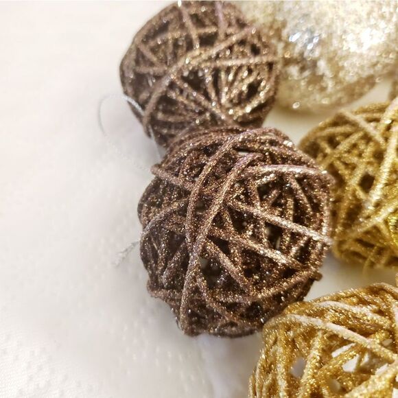 Golden Christmas 12 Ornaments Lot - Picture 6 of 7